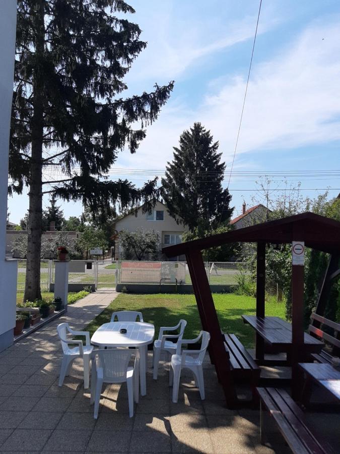 Renata Apartman Nyiregyhaza Exterior photo