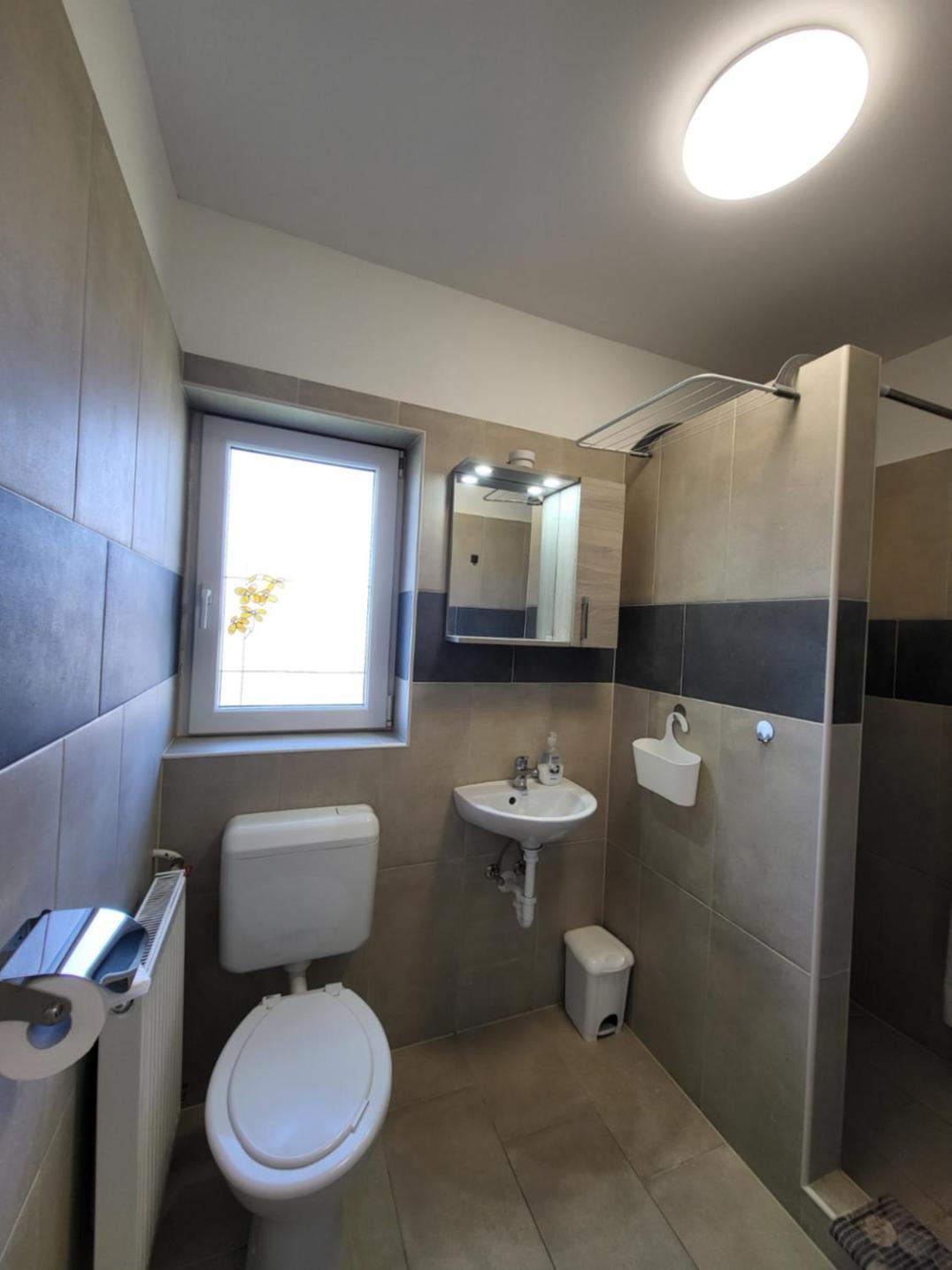 Renata Apartman Nyiregyhaza Exterior photo