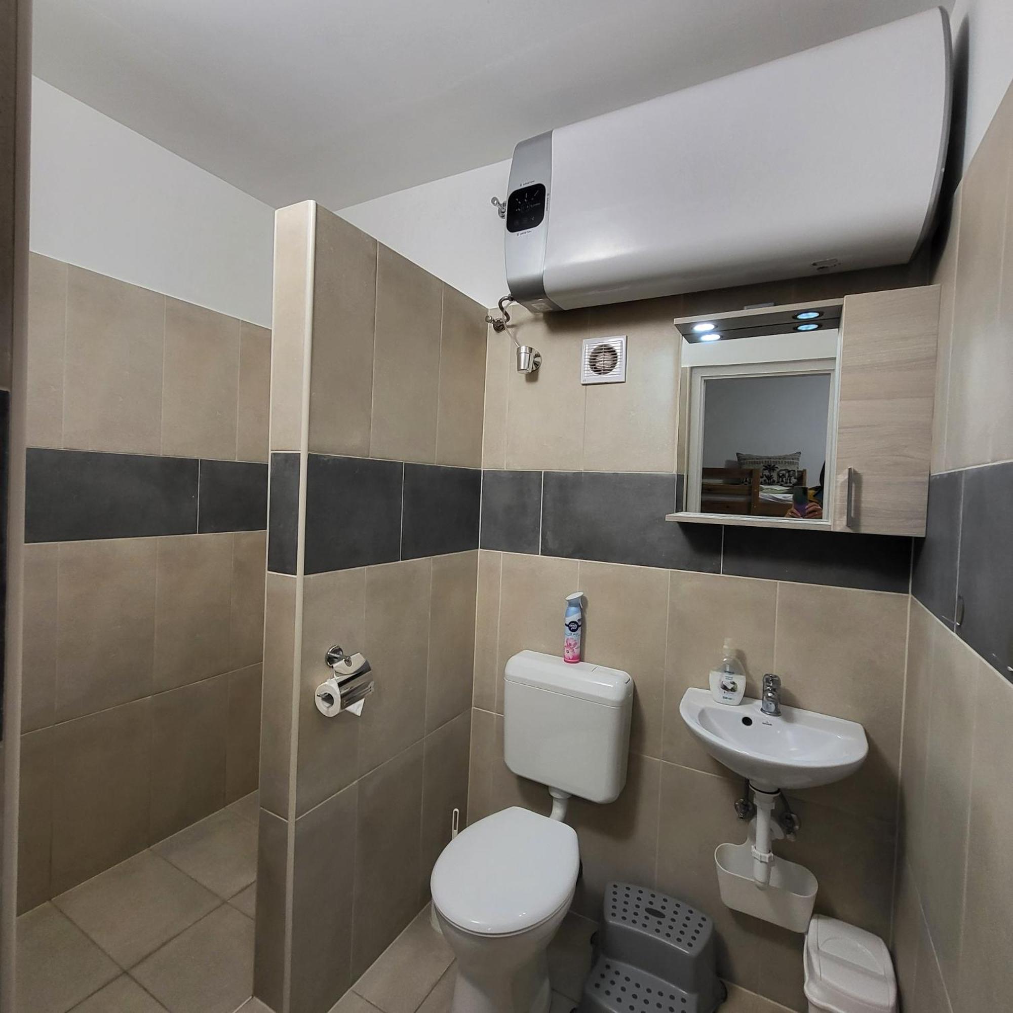 Renata Apartman Nyiregyhaza Exterior photo